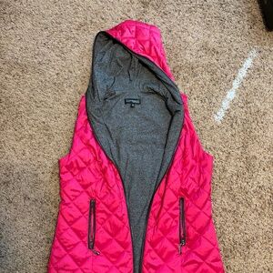 Hooded puffer vest